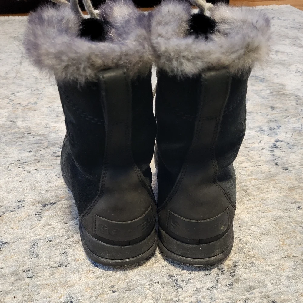Sorel Black and Gray Fur-Lined Winter Boots - Picture 3 of 6